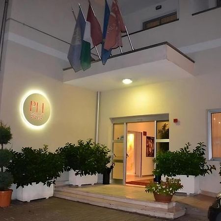 Hotel Palace Gioia Tauro Eksteriør billede