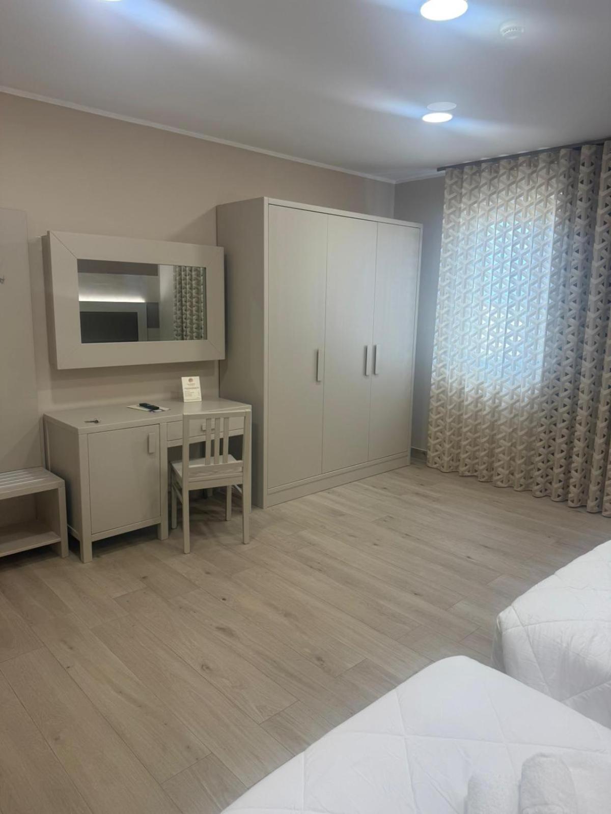 Hotel Palace Gioia Tauro Eksteriør billede