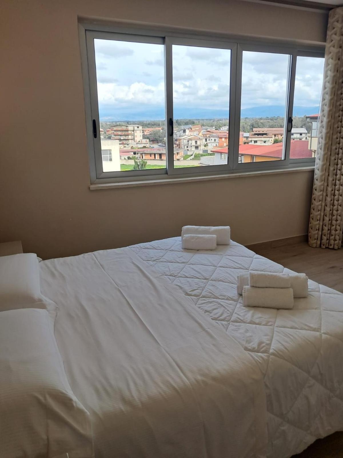 Hotel Palace Gioia Tauro Eksteriør billede